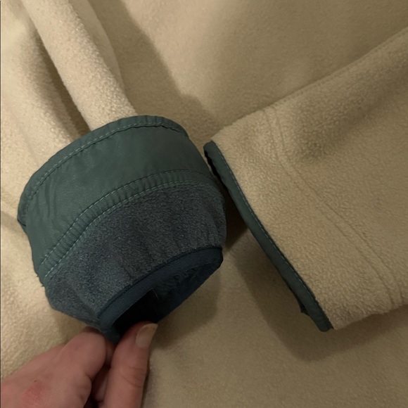 Patagonia Synchilla Quarter Zip Fleece - Picture 6 of 6